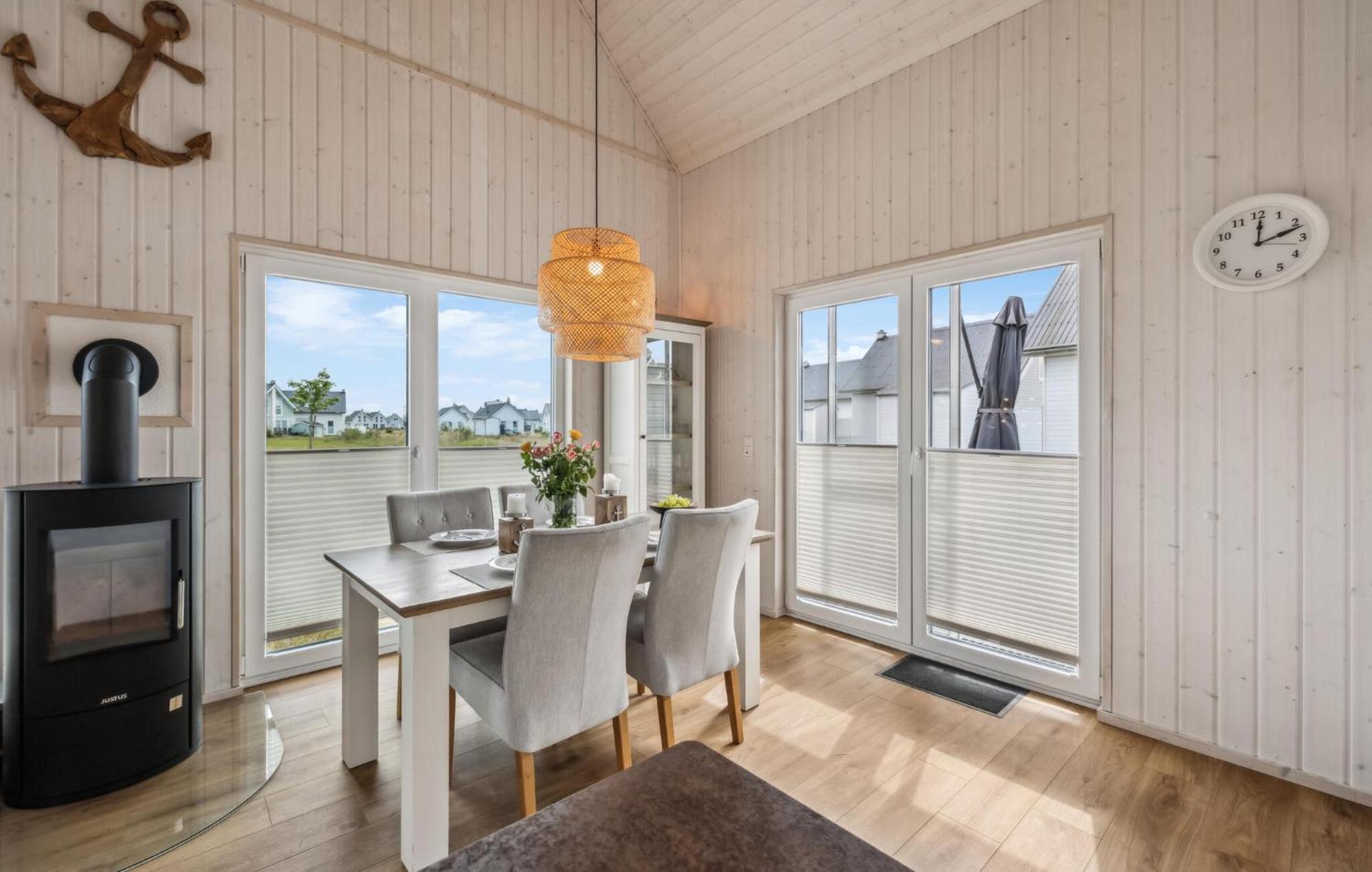 Awesome Home In Ostseeresort Olpenitz With Sauna Exteriör bild